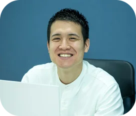 Nii School教室長武末　雄大の写真